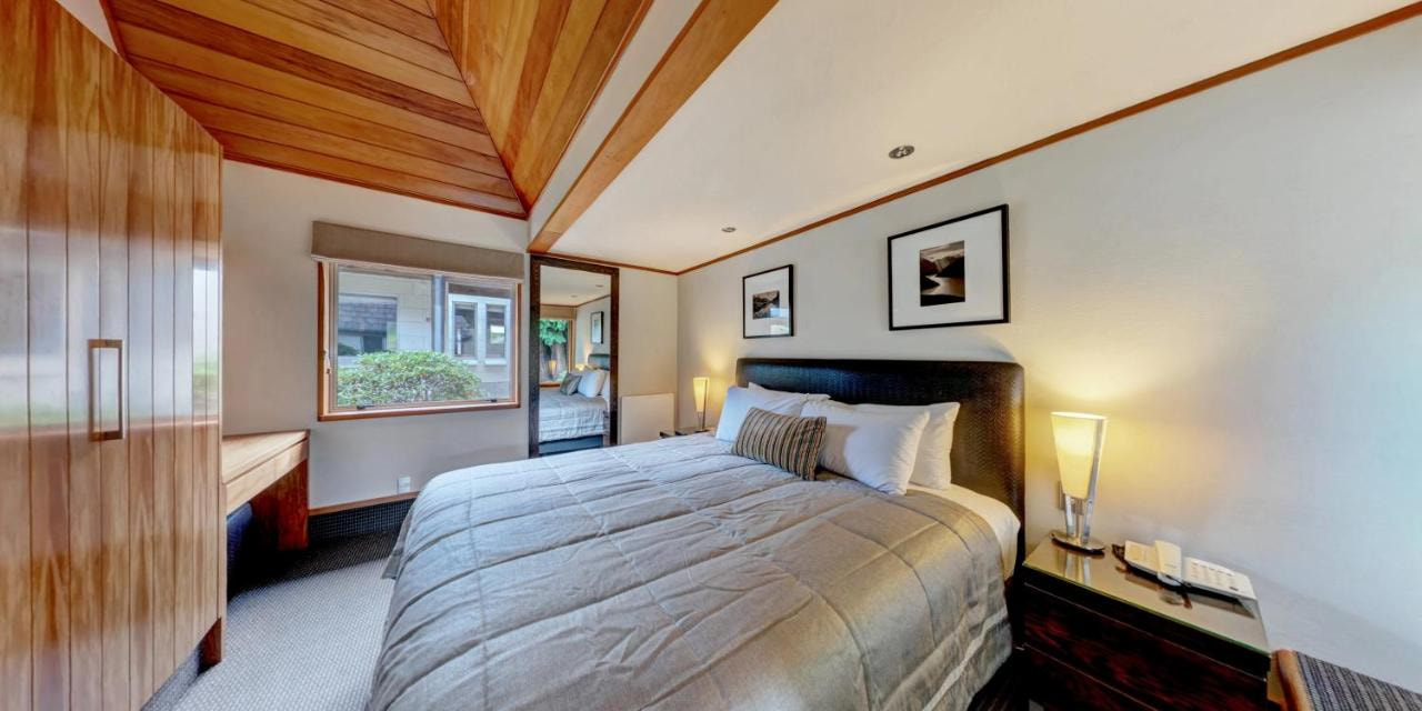 Distinction Te Anau Hotel & Villas - Deluxe Suite