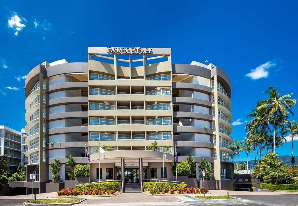 DoubleTree by Hilton Cairns Exterior View