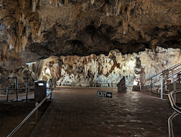 Luray Caverns`