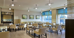 Hilton Los Angeles North/Glendale & Executive Meeting Restaurant