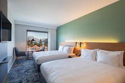Holiday Inn Express & Suites Queenstown, an IHG - Standard Double Room