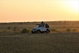 Jeep safari in dunes