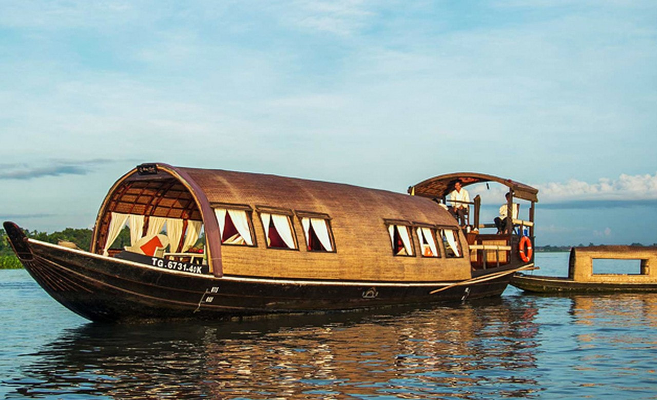 Cruise the Mekong Delta