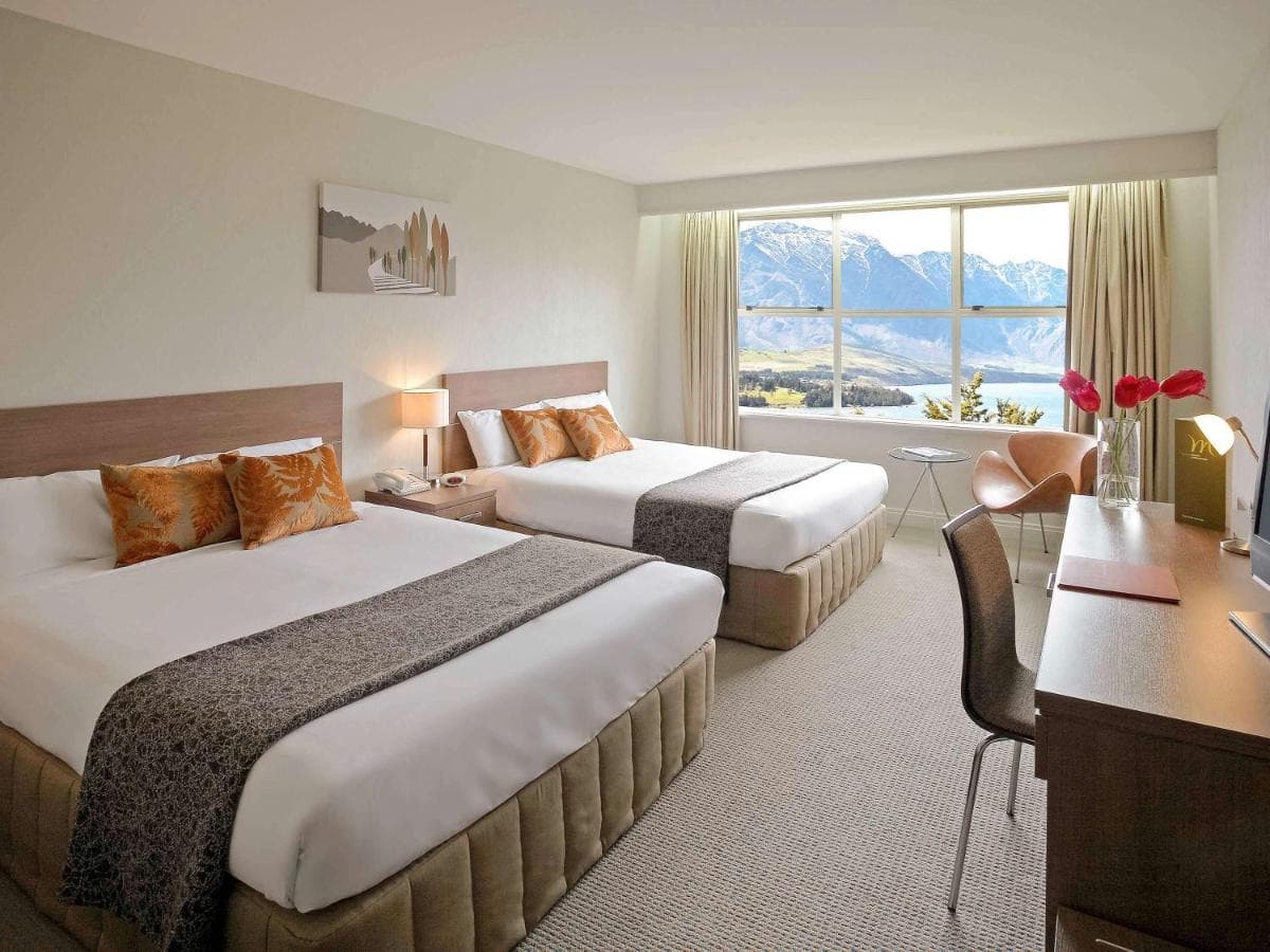 Mercure Queenstown Resort - Lake View Room