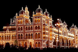 Mysore Palace illumination and Sound Light Show