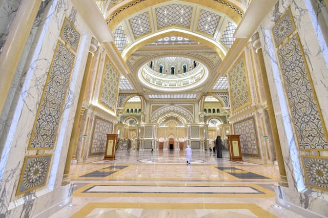Amazing Abu Dhabi With Dream Dubai