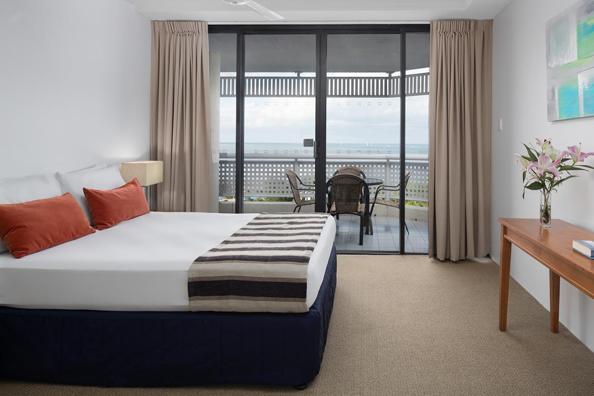 Rydges Esplanade Resort Cairns Standerd Room