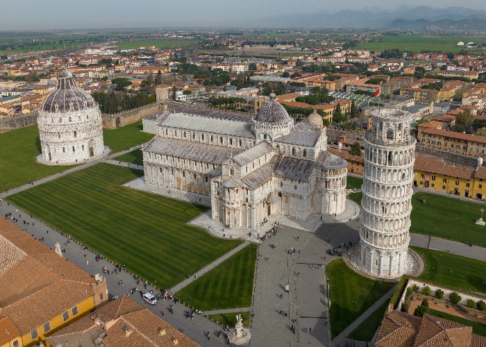 Square of Miracles And Leaning Tower of Pisa