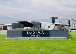 Sudima Hotel Christchurch Airport - Exterior View