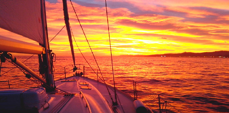 Sunset Cruise In Barcelona on a Sailing Boat