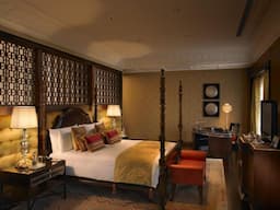 The Leela Palace Udaipur Bed Room 