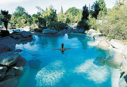 Thermal Pool And Spa