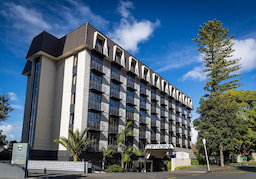 Copthorne Hotel Auckland City Exterior View