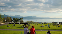 Lausanne Esplanade Montbenon Mano
