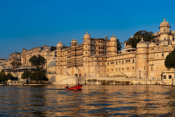 pichola lake