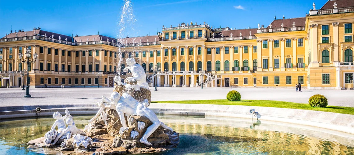 Schonbrunn palace Vienna