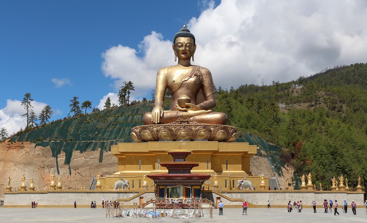 Kuenselphodrang ( Buddha Point )