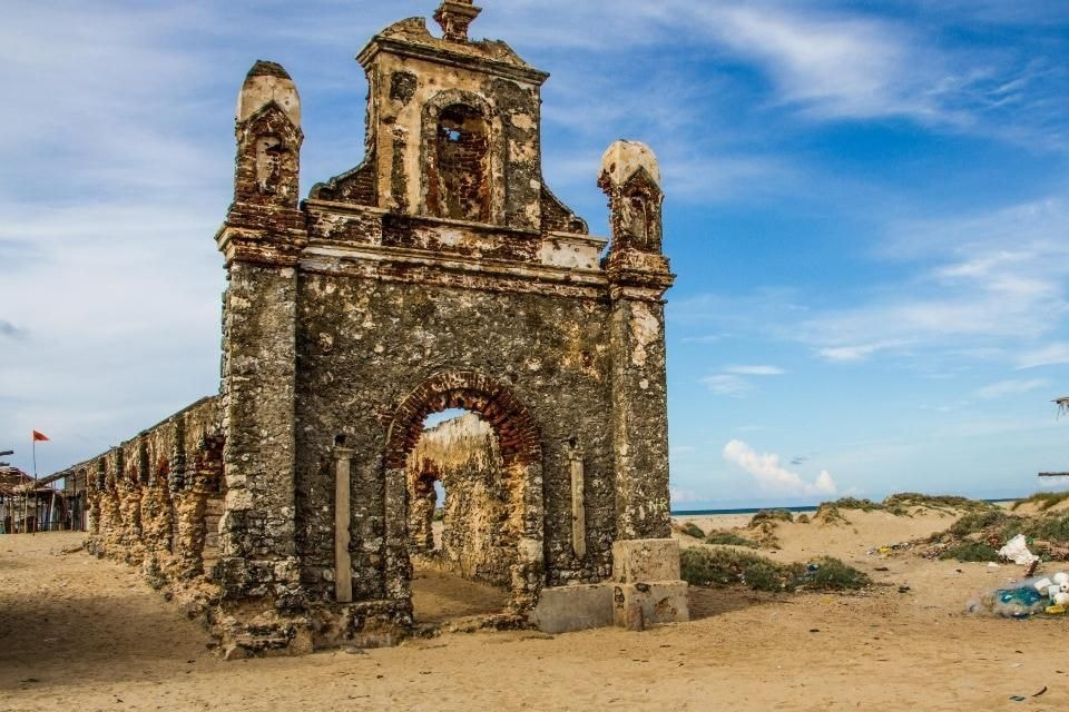 Visit to Dhanushkodi, a Ghost Town With a Stunning Beach