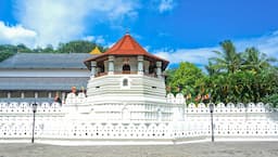 Temple Of The Sacred Tooth Relic