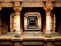 Adalaj Stepwell