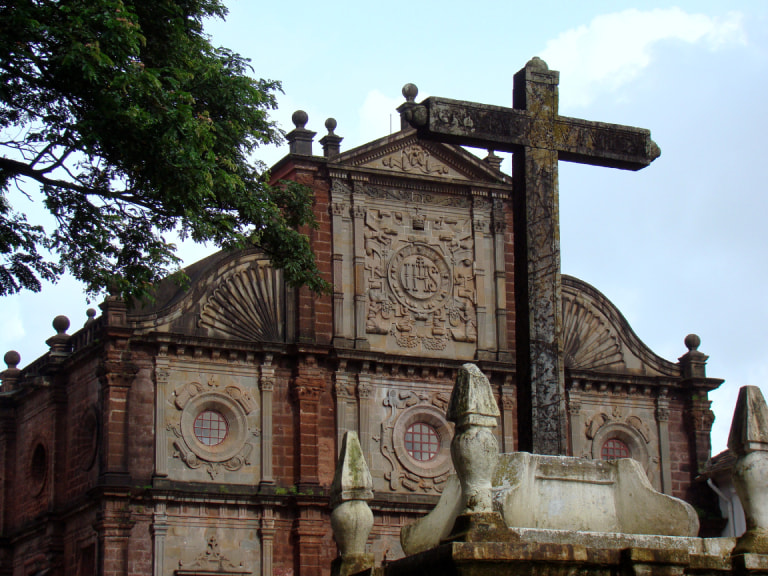 Basilica Of Bom Jesus : Famous Church In Goa - 1