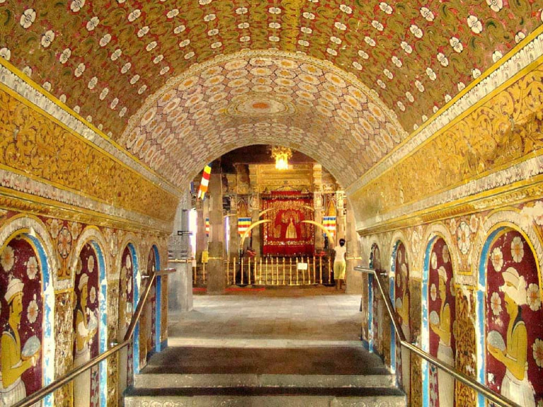 Dambulla Cave Temple - 1