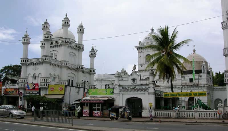 Dewatagaha Mosque in Sri Lanka Luxury Hotel Deals
