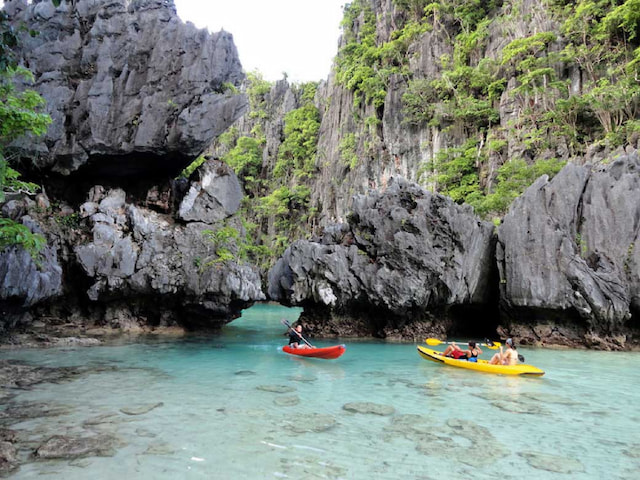 El Nido Island Hopping Tour - 1