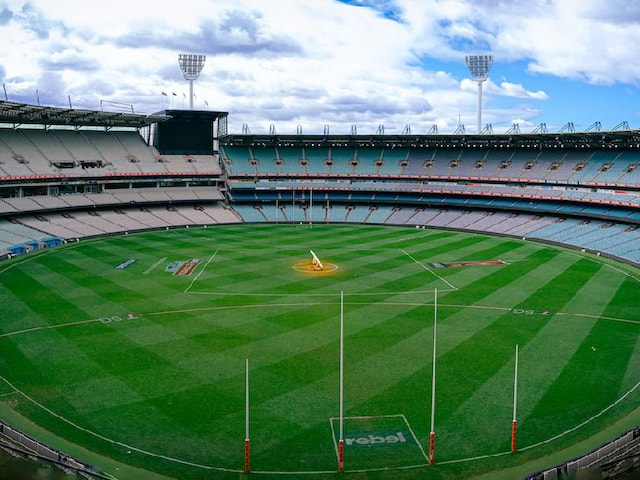 Get sporty at the MCG - 1