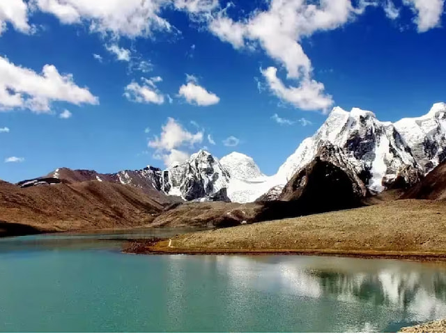 Trek To The Beautiful Green Lake In Sikkim - 1