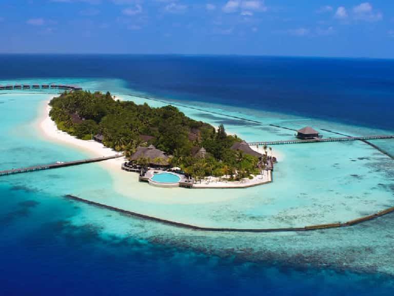Island Hopping in Maldives in Maldives Luxury Hotel Deals