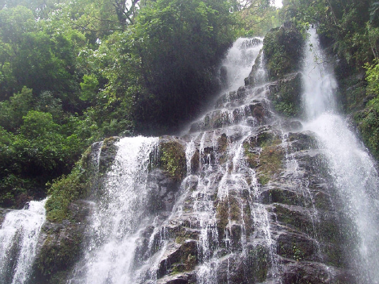 Kanchenjunga Water Falls - Everlasting Waterfall Of Sikkim - 1