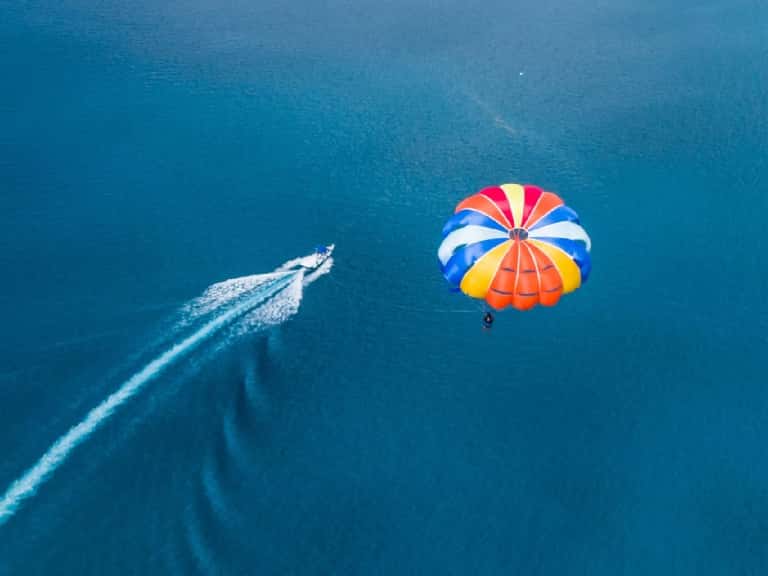 Parasailing In Maldives in Maldives Luxury Hotel Deals