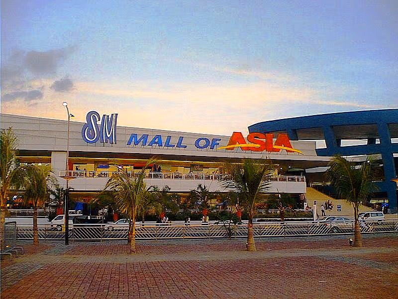 Shop Local at Manila