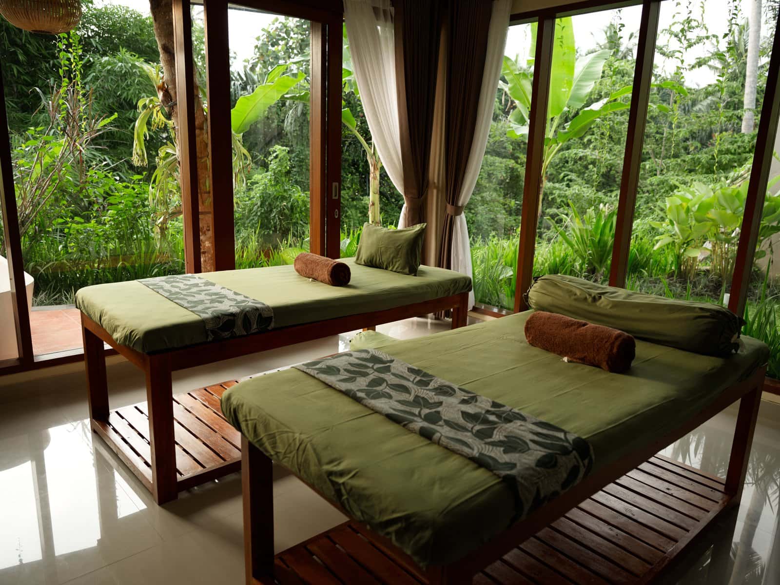 Try Different Spa Therapies in Sri Lanka Luxury Hotel Deals