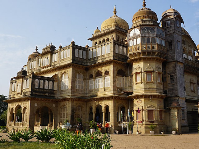 Vijay Vilas Palace (Bhuj, Kutch)