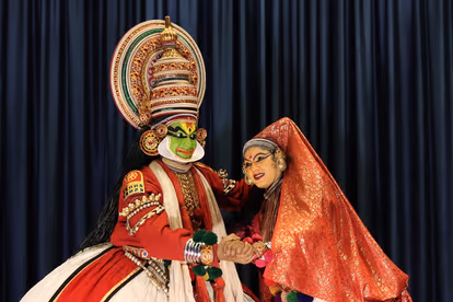 Watch Kathakali Dance Performance