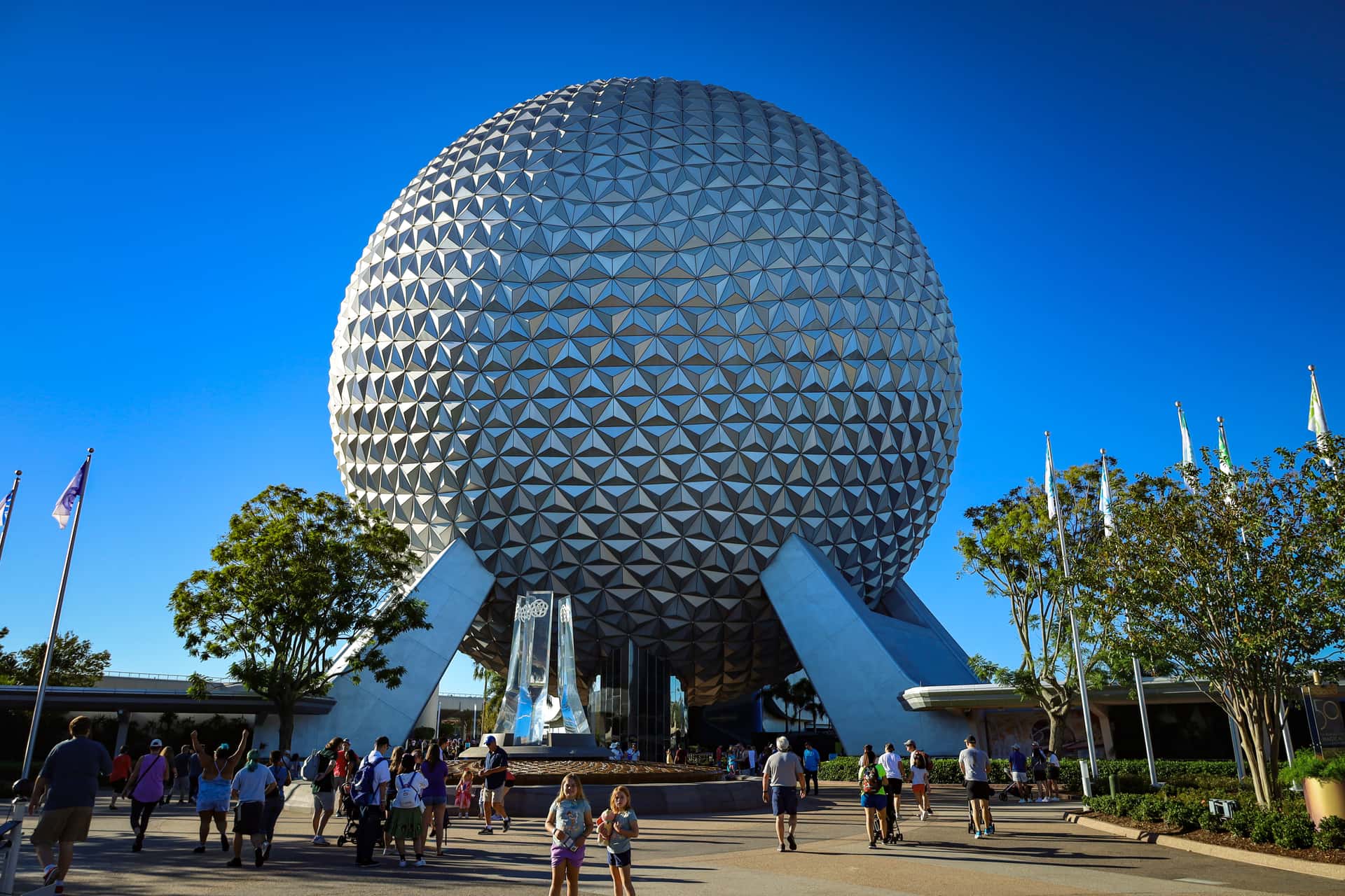 Wonder At The World In The Epcot Theme Park in Florida Luxury Hotel Deals