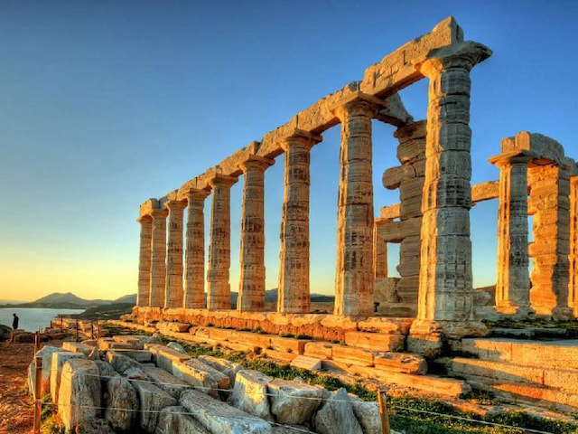 Athens City Tour: Discover Both Old and New 1