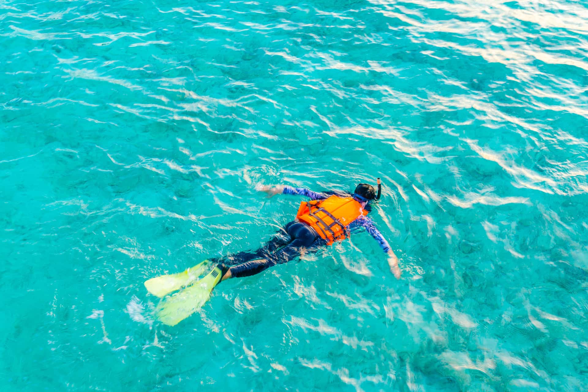 Experience Water Sports like Scuba Diving, Snorkeling and Surfing in Sri Lanka Luxury Hotel Deals