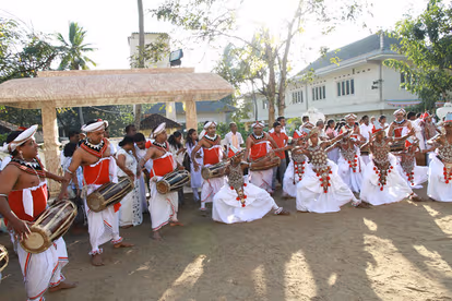 Watch The Traditional Kandyan Dancing