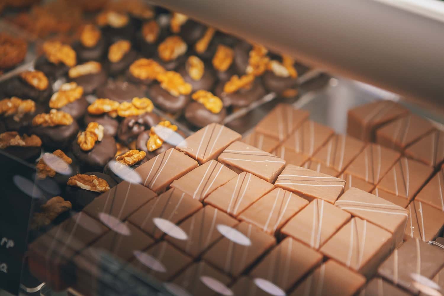 Visit Ghiradelli Chocolate factory at San Francisco in America Cruise