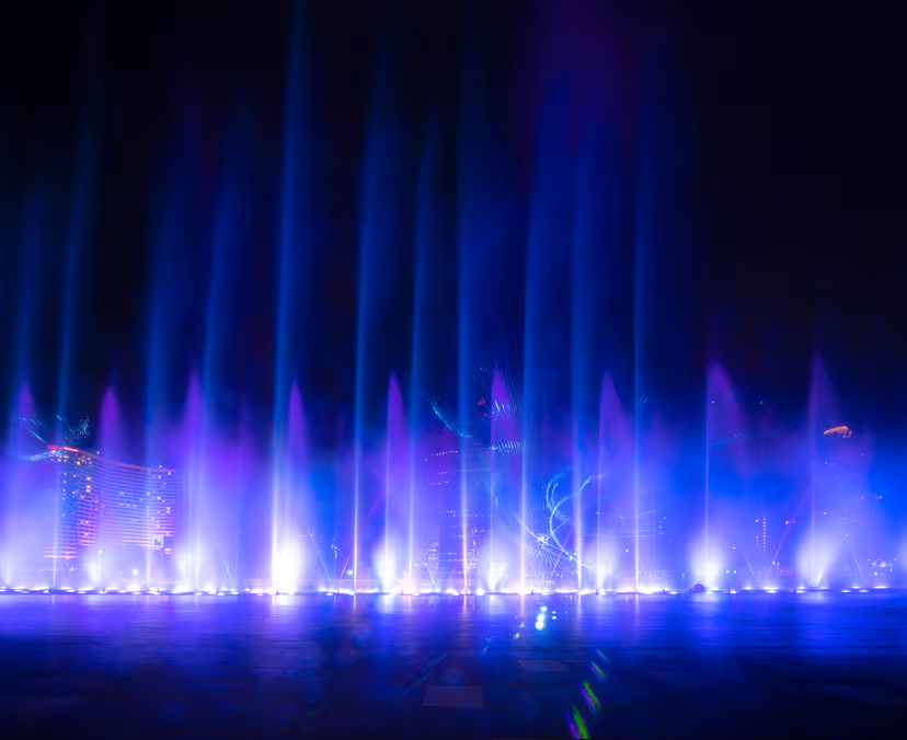 Watch The World’s Largest Water Show