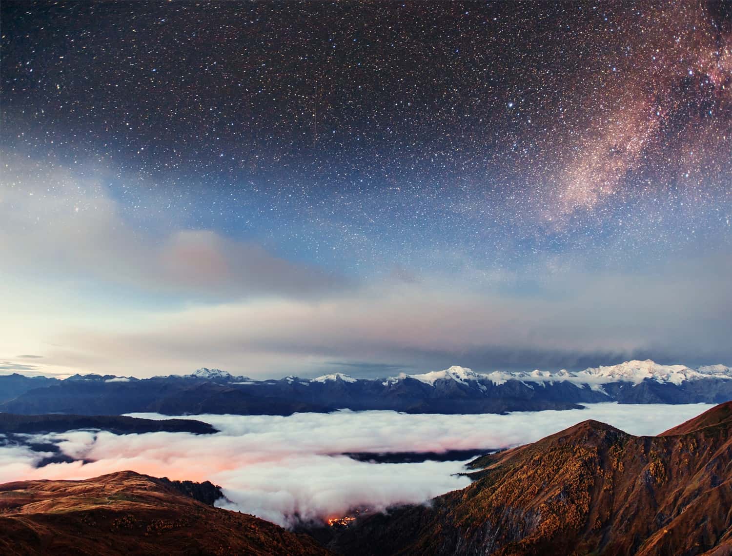 Witness Southern Lights in Australia New Zealand City Break Tour