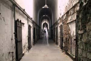 10 Haunted Places in the World: Mysterious Locations & Their Stories!
