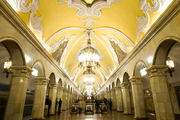 Plan Russia Tour Package From Gujarat to see People’s Palaces: The Moscow Metro