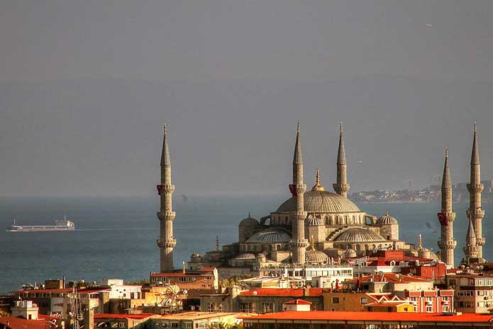 ISTANBUL – The City That Lies On Two Continents