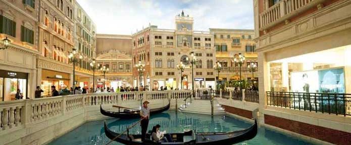 THE MUSICAL SHOW SHREK COME TO THE VENETAIN MACAU