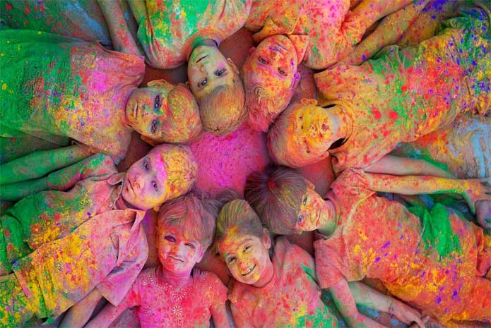 7 Different ways in which Holi is celebrated across India
