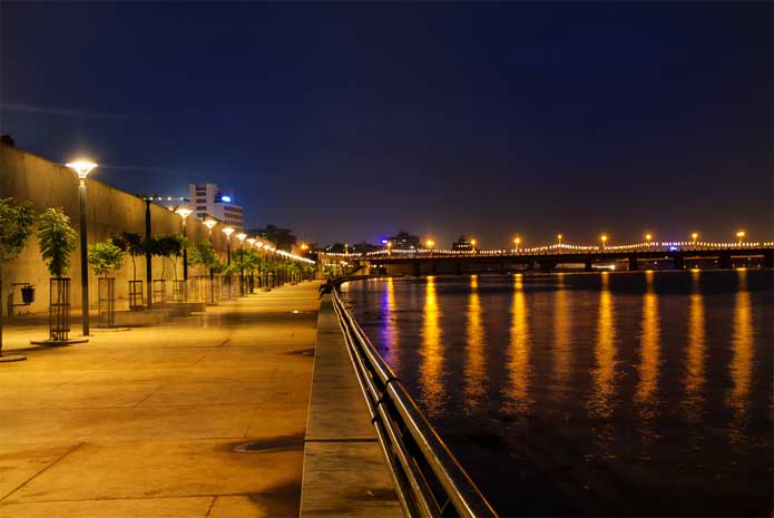 Explore Ahmedabad Like Never Before By Visiting These Places That Defines The City.
